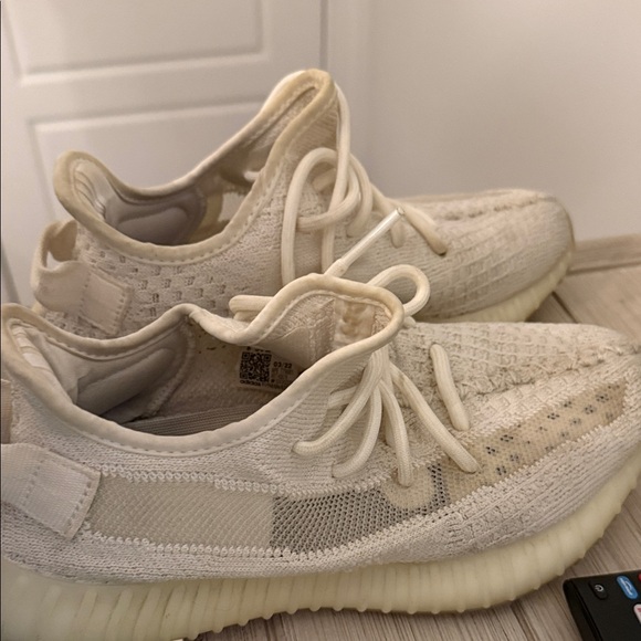 yeezy 350 womens size 6